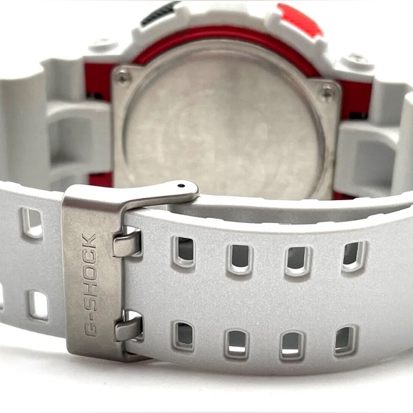 CASIO G-SHOCK X ERIC HAZE Collaboration 30th Anniversary GA-110EH-8AJR Silver - Picture 7 of 11